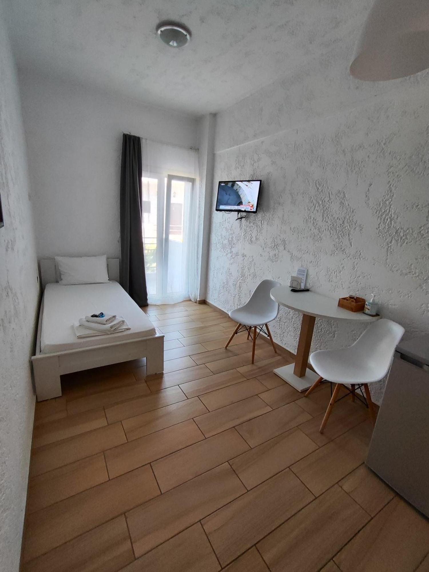 Ble Island Aparthotel Hersonissos  Exterior foto